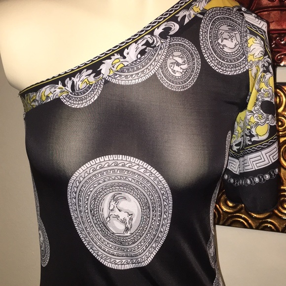 1.2.3 Dress - Picture 2 of 5